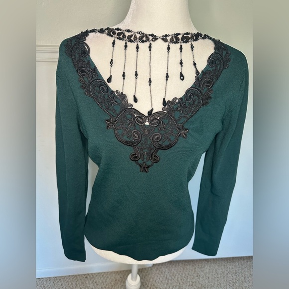 Ruby cho Embellished Long Sleeve Blouse size S - Picture 4 of 10